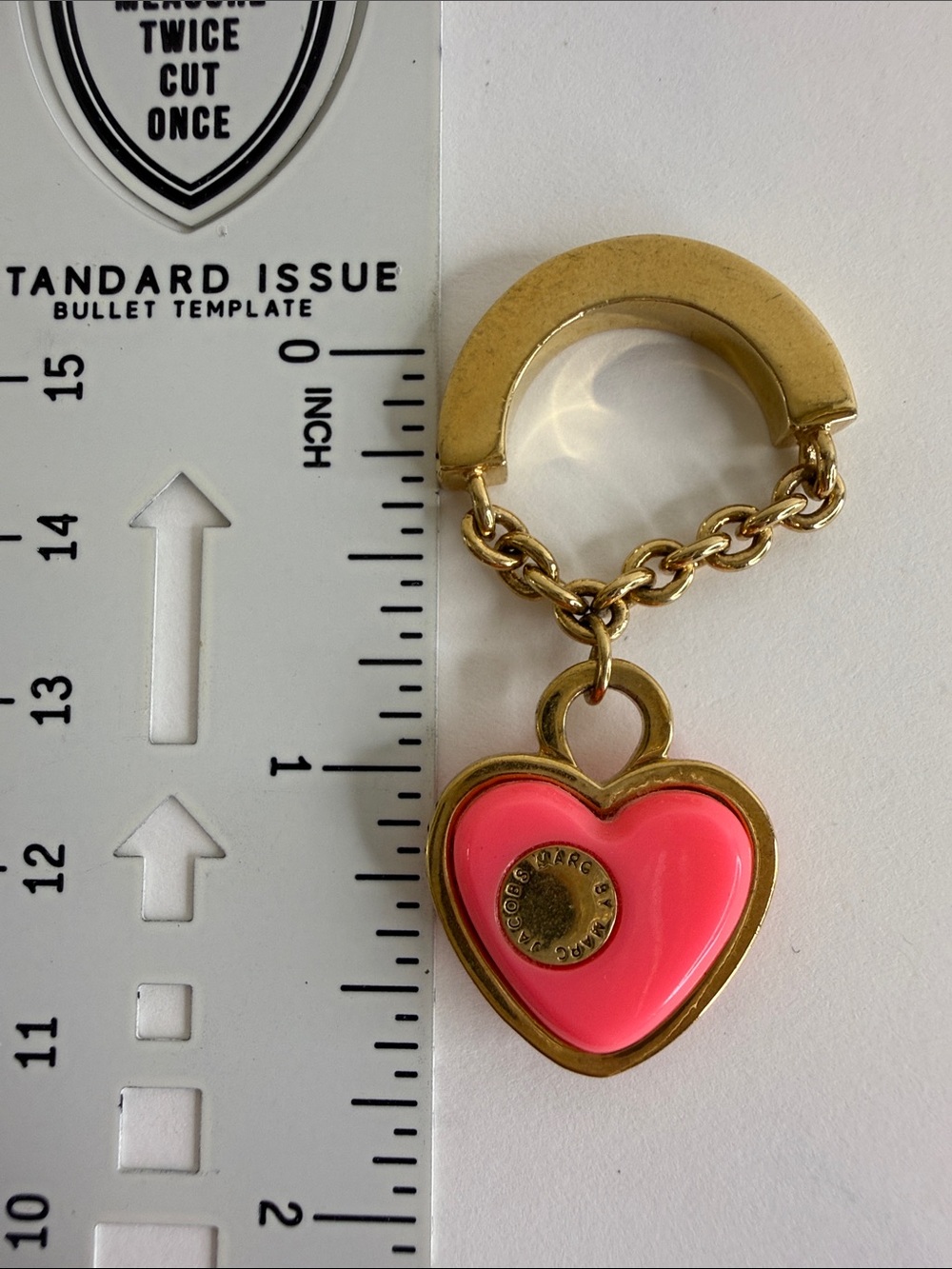 Marc By Marc Jacobs Fluoro Neon Pink Heart Padlock Bag Charm Keychain - Picture 4 of 4